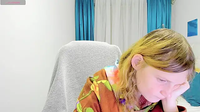 Kathlyn  Heath online show from November 16, 8:24 pm