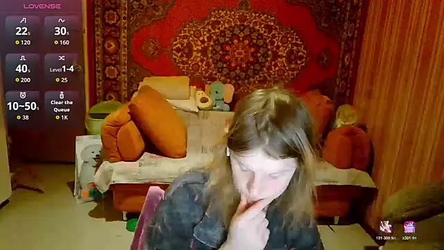 Kathlyn  Heath online show from April 5, 7:42 pm