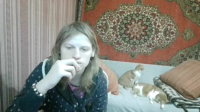 Kathlyn  Heath online show from February 19, 6:38 pm