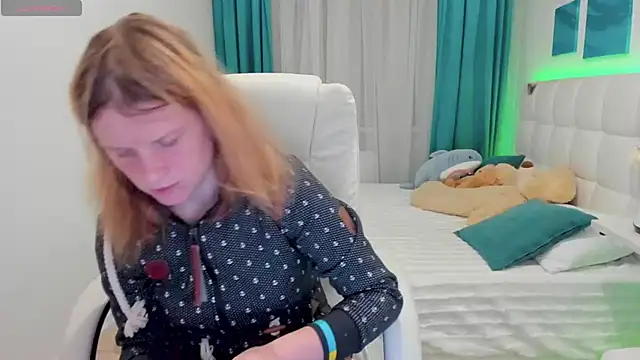 Kathlyn  Heath online show from November 3, 6:00 pm