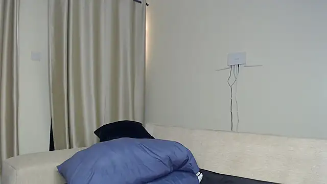 NIKKIE LOVE online show from November 5, 7:33 am