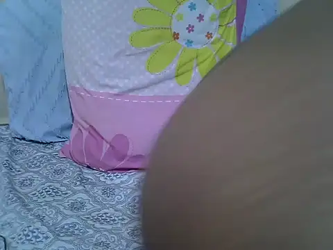 Melia0 online show from March 15, 9:38 am