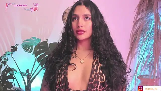 Snapshot of Anngel_1 chatting on October 21, 7:46 pm Anngel 1 online show from October 21, 7:46 pm