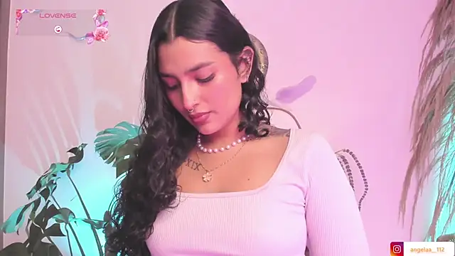 Snapshot of Anngel_1 chatting on October 23, 3:21 pm Anngel 1 online show from October 23, 3:21 pm