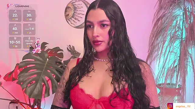 Snapshot of Anngel_1 chatting on December 4, 2:05 pm Anngel 1 online show from December 4, 2:05 pm