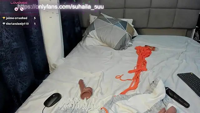 Snapshot of suhaila_suus chatting on September 9, 2:10 am suhaila suus online show from September 9, 2:10 am