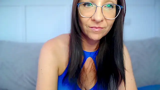 Snapshot of AshleyDark13 chatting on September 21, 4:56 pm AshleyDark13 online show from September 21, 4:56 pm