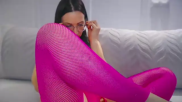 Snapshot of AshleyDark13 chatting on January 10, 9:21 pm AshleyDark13 online show from January 10, 9:21 pm