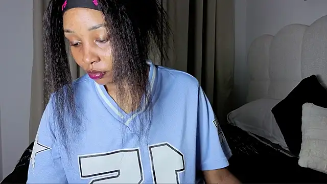 sexycabdy online show from November 18, 9:07 pm