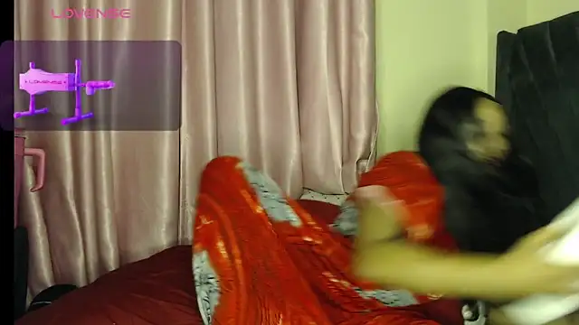 Snapshot of sexycabdy chatting on March 16, 10:31 pm sexycabdy online show from March 16, 10:31 pm