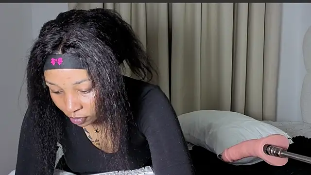 sexycabdy online show from November 10, 11:10 pm