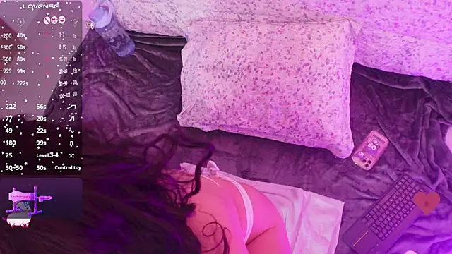 angel rouse  online show from October 18, 3:08 am