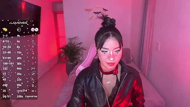 angel rouse  online show from April 16, 3:07 am