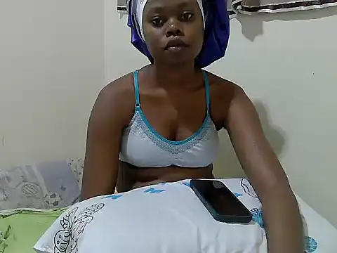 maggyjan online show from March 14, 11:44 pm