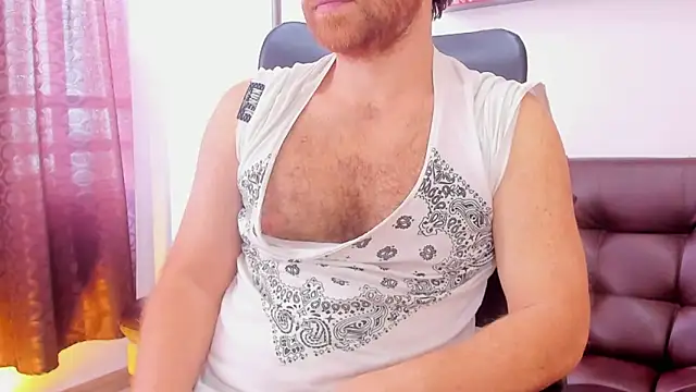 michacosio online show from December 18, 4:11 pm