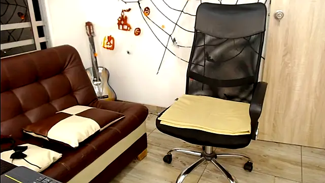 michacosio online show from October 15, 12:20 am