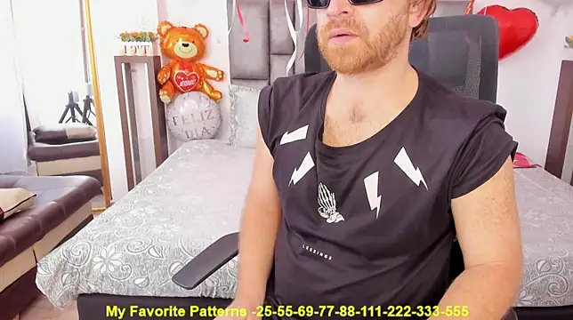 michacosio online show from September 19, 8:35 pm