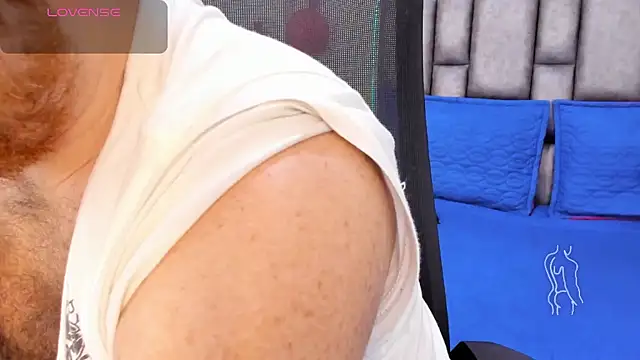 michacosio online show from February 26, 3:17 am