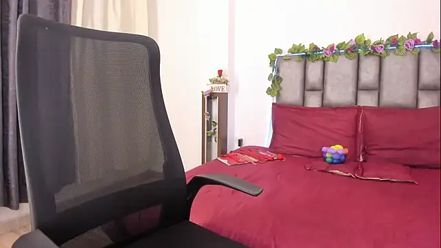 michacosio online show from April 13, 3:43 am