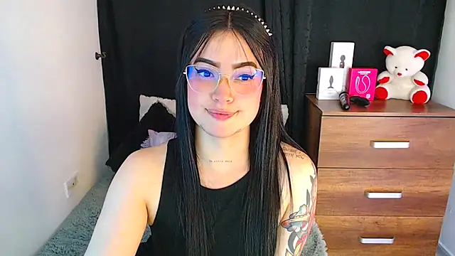 Snapshot of Isa_Maiden1 chatting on September 23, 4:14 pm Isa Maiden1 online show from September 23, 4:14 pm