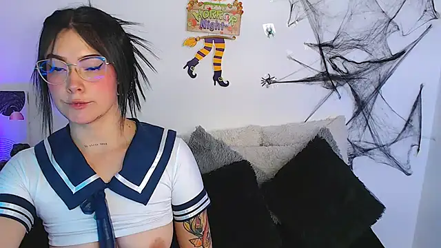 Snapshot of Isa_Maiden1 chatting on October 24, 2:27 pm Isa Maiden1 online show from October 24, 2:27 pm