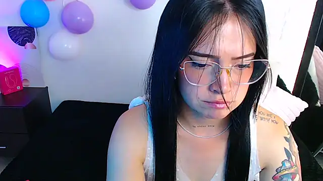 Isa Maiden1 online show from April 4, 5:19 pm