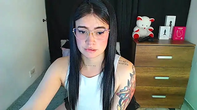 Snapshot of Isa_Maiden1 chatting on September 17, 2:19 pm Isa Maiden1 online show from September 17, 2:19 pm