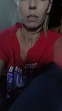 Snapshot of cammyquart chatting on October 25, 11:16 pm cammyquart online show from October 25, 11:16 pm