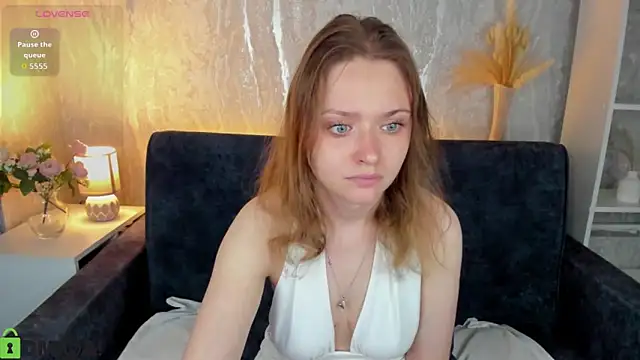 Linda Bryant online show from June 10, 12:56 am