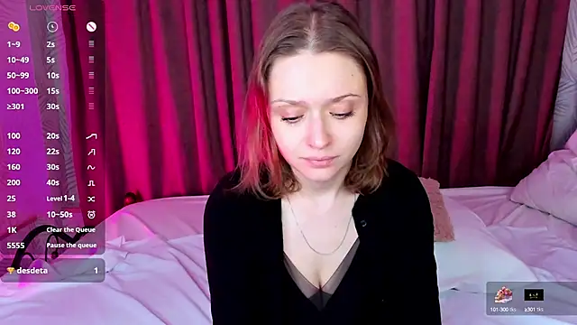 Snapshot of Linda_Bryant chatting on February 24, 12:41 am Linda Bryant online show from February 24, 12:41 am