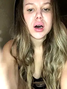 Lucy Dell online show from November 14, 7:12 am