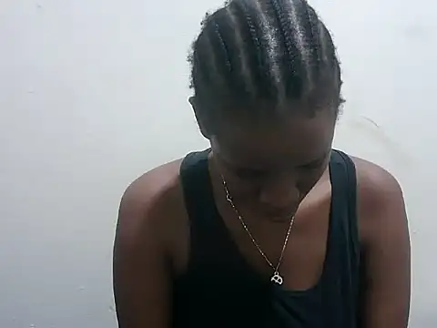 prettybeee online show from December 22, 8:09 pm