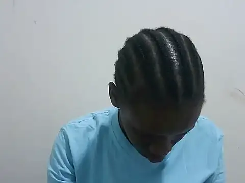 prettybeee online show from December 18, 10:13 pm