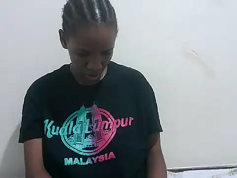 prettybeee online show from December 15, 11:10 pm