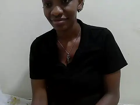 Snapshot of prettybeee chatting on October 26, 8:48 am prettybeee online show from October 26, 8:48 am