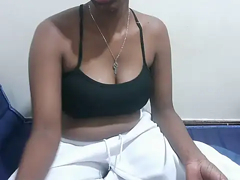 prettybeee online show from December 22, 12:22 am