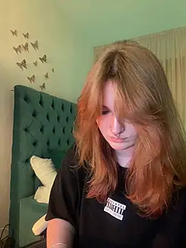 Snapshot of _Chlo__e chatting on February 26, 10:47 pm Chlo e online show from February 26, 10:47 pm