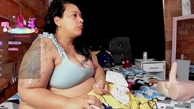 Snapshot of Sofie-Storm chatting on December 3, 10:14 am Sofie-Storm online show from December 3, 10:14 am