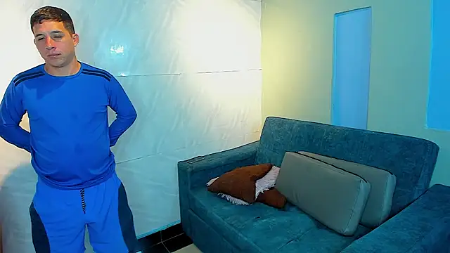 play sex18 online show from December 17, 8:58 pm