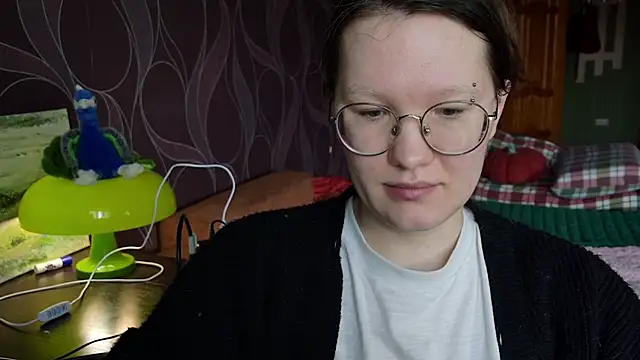 MiriamOr online show from April 18, 7:44 am