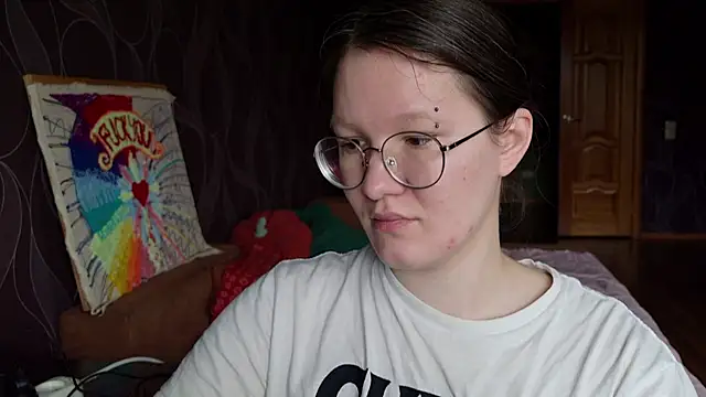 Snapshot of MiriamOr chatting on November 1, 7:57 am MiriamOr online show from November 1, 7:57 am