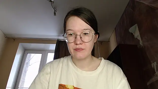 Snapshot of MiriamOr chatting on February 20, 7:12 am MiriamOr online show from February 20, 7:12 am