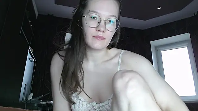 Snapshot of MiriamOr chatting on March 14, 10:29 am MiriamOr online show from March 14, 10:29 am