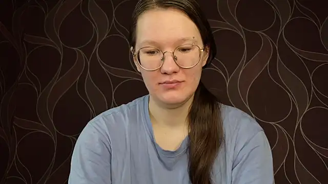 Snapshot of MiriamOr chatting on September 28, 7:48 am MiriamOr online show from September 28, 7:48 am