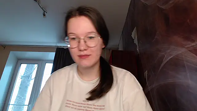Snapshot of MiriamOr chatting on January 16, 8:00 am MiriamOr online show from January 16, 8:00 am