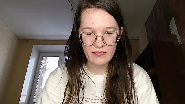 Snapshot of MiriamOr chatting on February 10, 10:09 am MiriamOr online show from February 10, 10:09 am