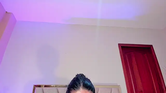Nina Cavaali online show from October 20, 6:41 pm