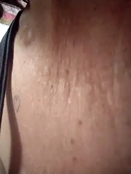 Snapshot of mariy522 chatting on December 15, 1:17 pm mariy522 online show from December 15, 1:17 pm