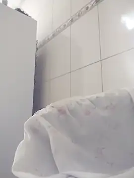 Snapshot of mariy522 chatting on October 18, 11:01 am mariy522 online show from October 18, 11:01 am