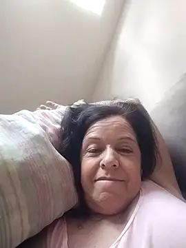 Snapshot of mariy522 chatting on March 19, 4:02 pm mariy522 online show from March 19, 4:02 pm